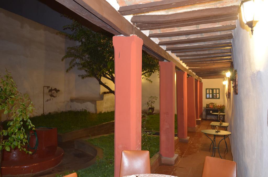 Casa Solariega Hostal B&B Sucre Esterno foto