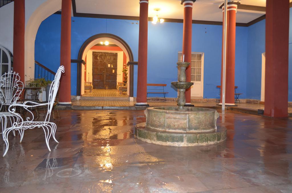 Casa Solariega Hostal B&B Sucre Esterno foto