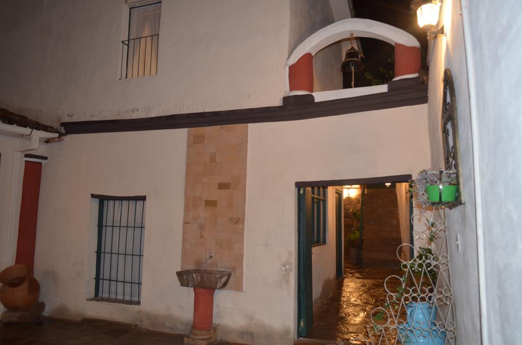 Casa Solariega Hostal B&B Sucre Esterno foto